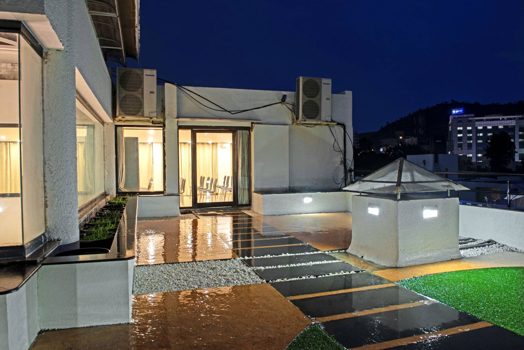 Hotel Mint Montvert Baner Πούνε Εξωτερικό φωτογραφία